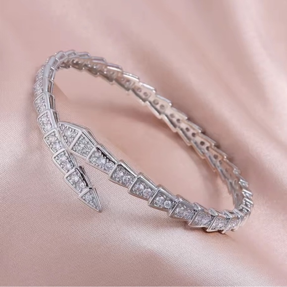 Serpentine serpent snake Silver Women's Jewelry bracelet - Picture 4 of 9